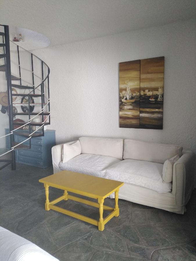 Rebekka'S Guest House Elani ซีวิรี ภายนอก รูปภาพ